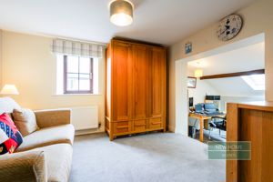 Photo 62- click for photo gallery